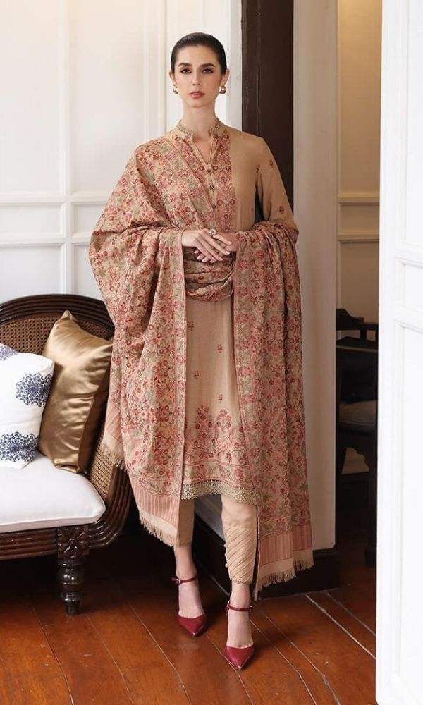 Luxury Heavy Embroidered 3 PIECE KJ685