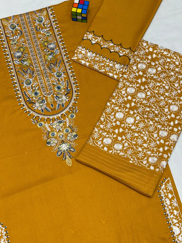 ZARA SHAHJAHAN Luxury Heavy Embroidered Dhanak Wool 3 PIECE BIK5058
